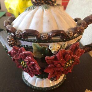 Rare Appletree Design Poinsettia & Pinecone Teapot 3D Ceramic Collectible